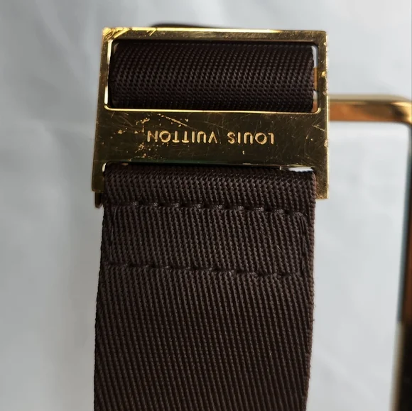 LOUIS VUITTON
Damier Ebene Geronimos - Picture 8 of 11